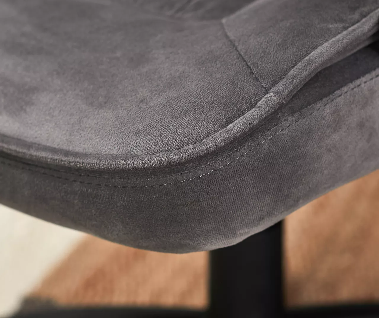 Gray & Black Executive Office Chair Gray & Black Executive Office Chair -Home Furniture Store 810513554 7